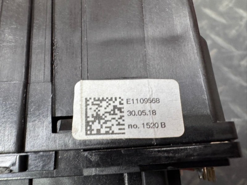 Переключатель стеклоочистителей