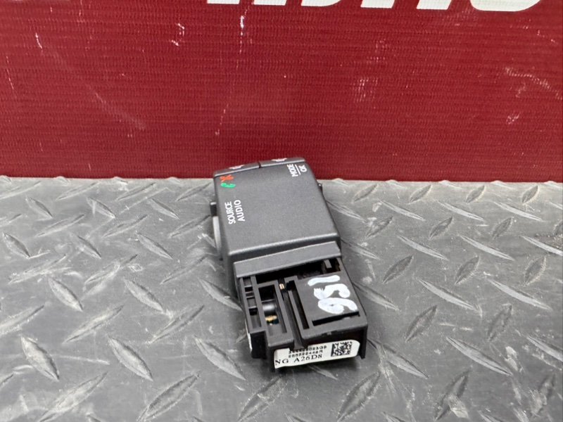 Джойстик управления магнитолой