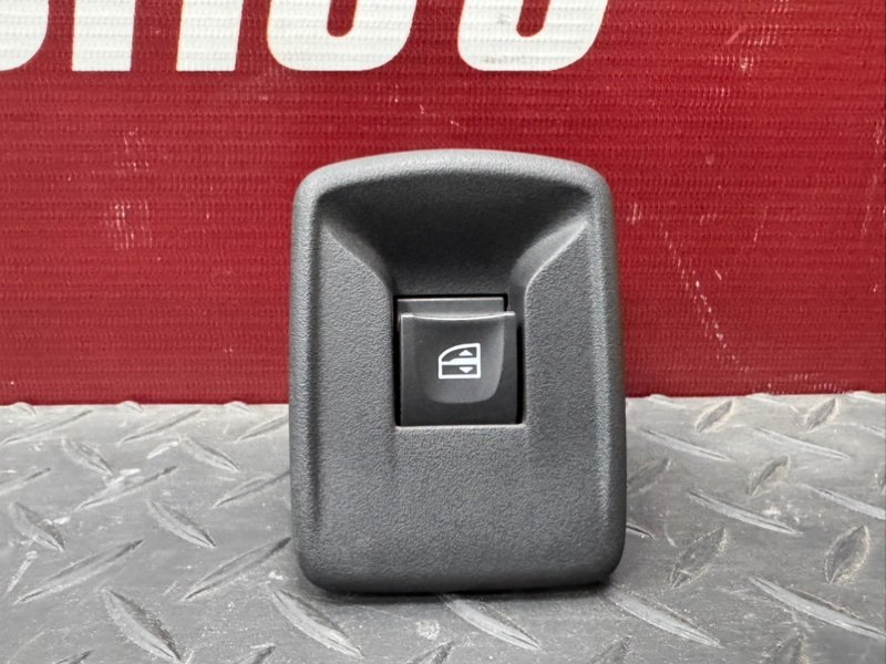 Кнопка стеклоподъемника