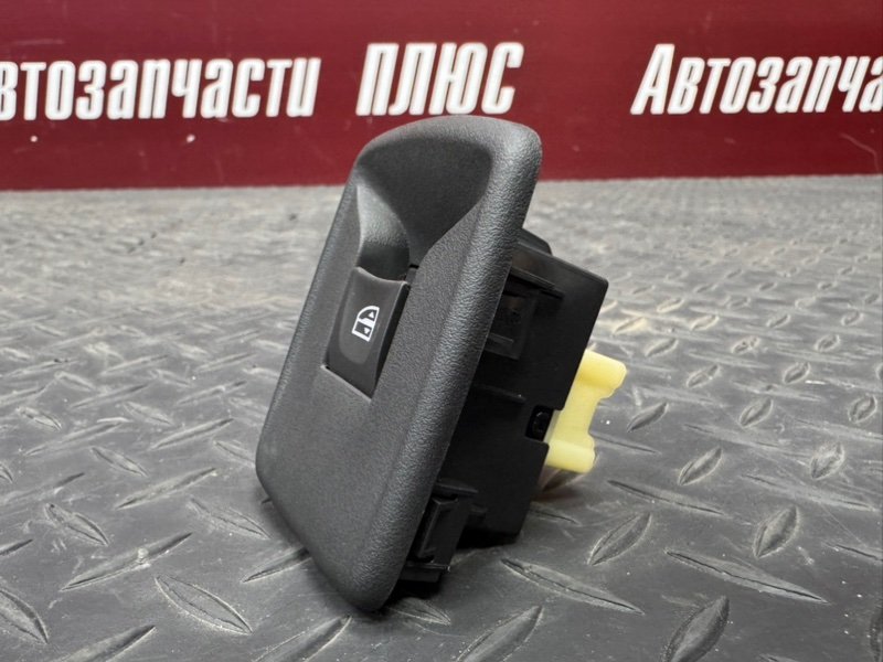 Кнопка стеклоподъемника