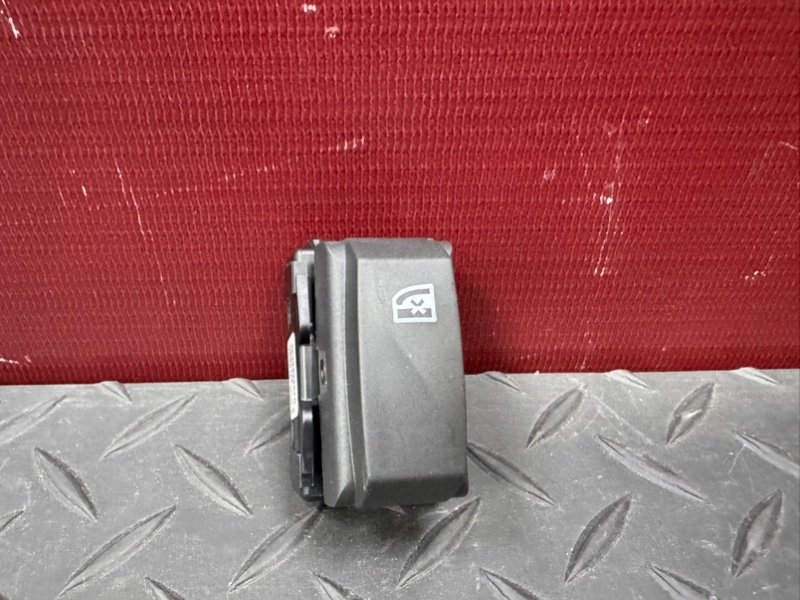 Кнопка блокировки окон