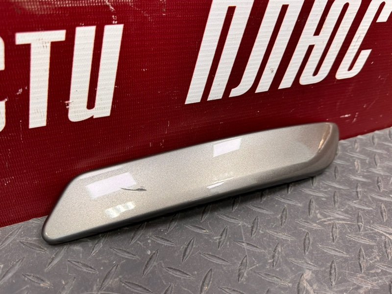 Накладка внутренней ручки двери