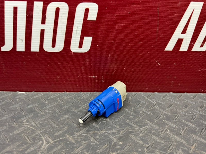 Датчик педали сцепления