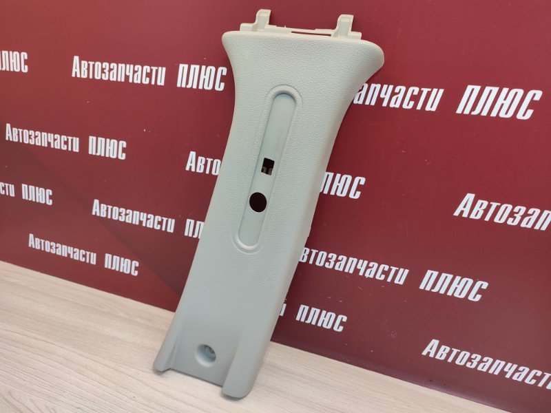 Обшивка средней стойки