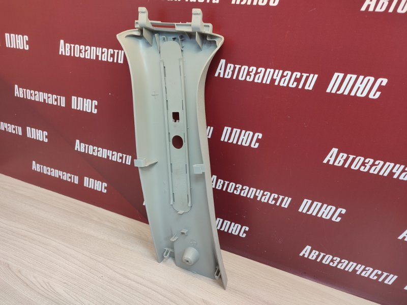 Обшивка средней стойки