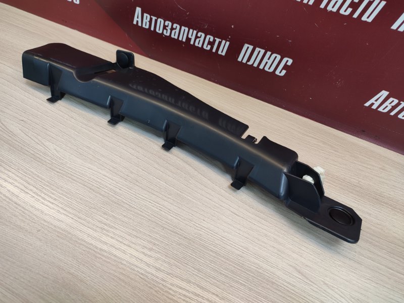 Накладка багажника