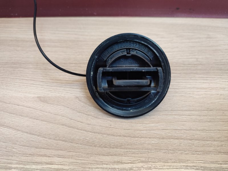 Крышка топливного бака