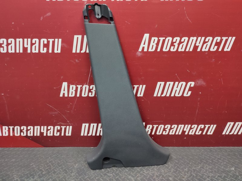 Обшивка средней стойки