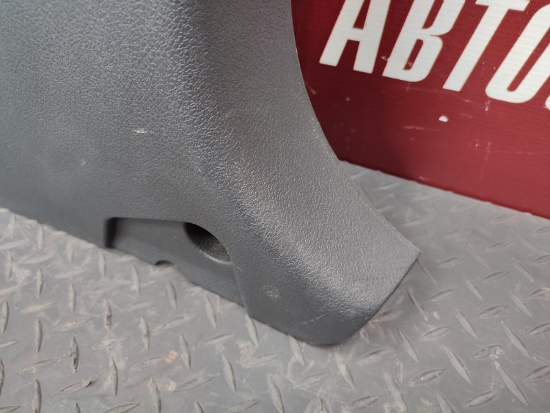 Обшивка средней стойки