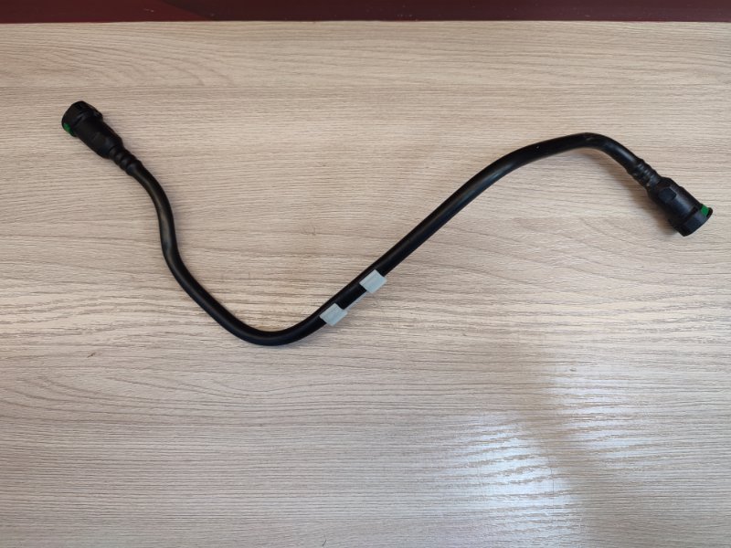 Трубка топливная