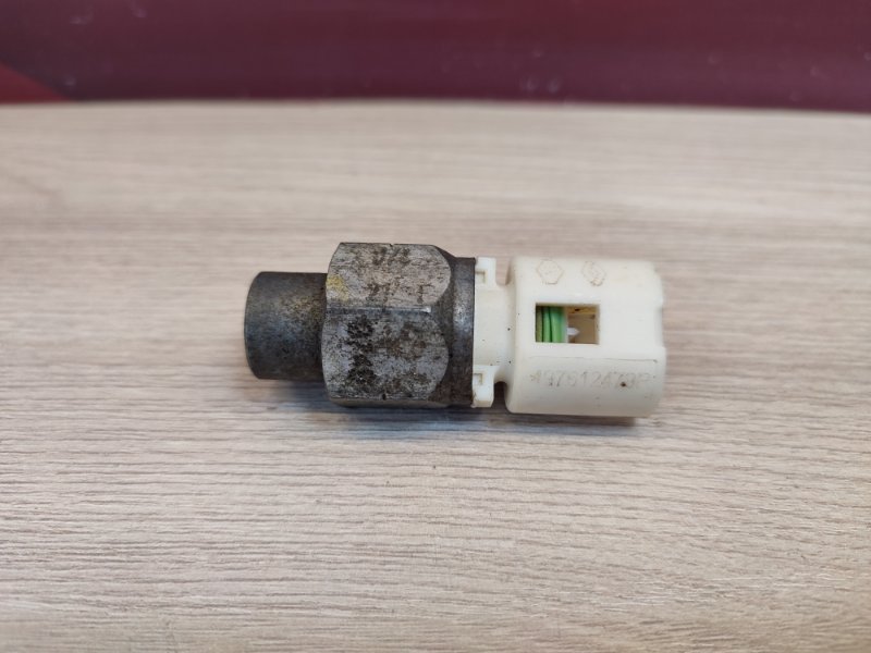 Датчик давления масла ГУР