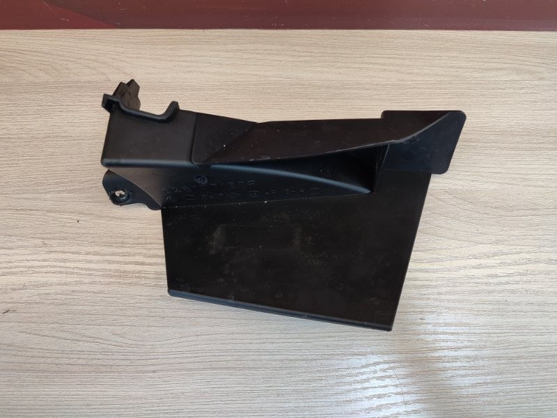 Дефлектор радиатора