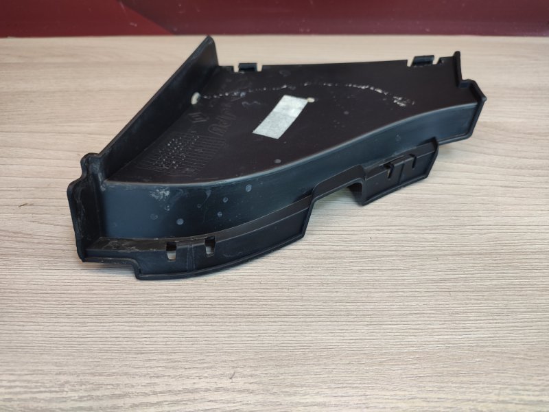 Дефлектор радиатора