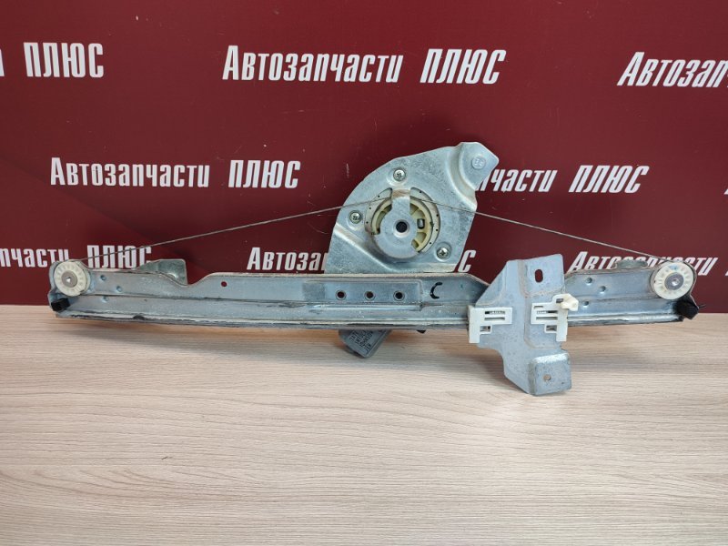 Стеклоподъемник    двери