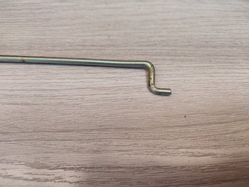 Тяга замка двери