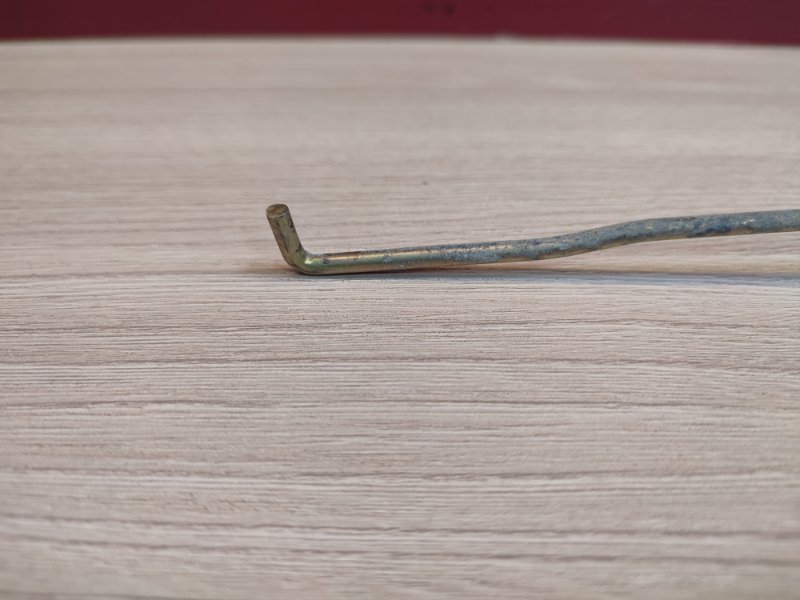 Тяга замка двери