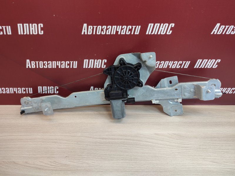 Стеклоподъемник    двери