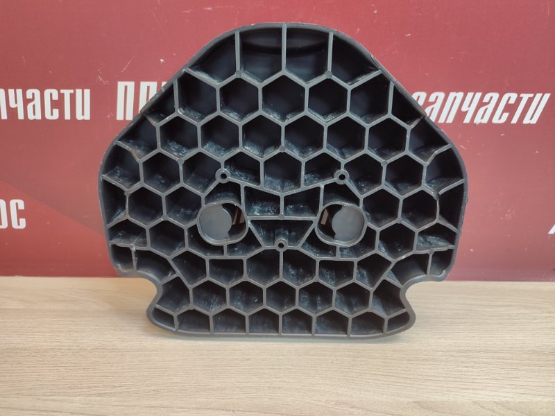 Кронштейн стеклоподъемника