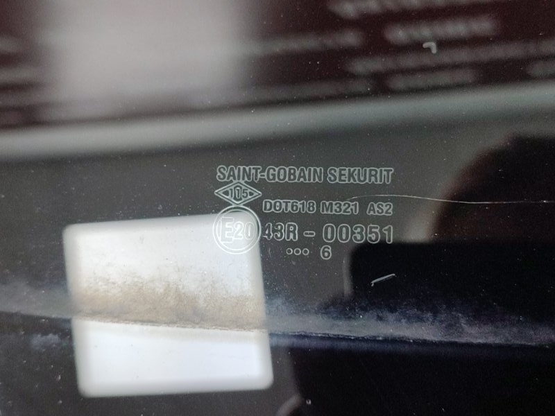 Стекло двери