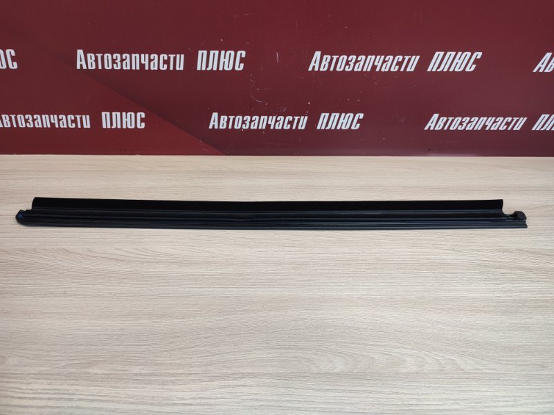 Уплотнитель стекла двери внешний