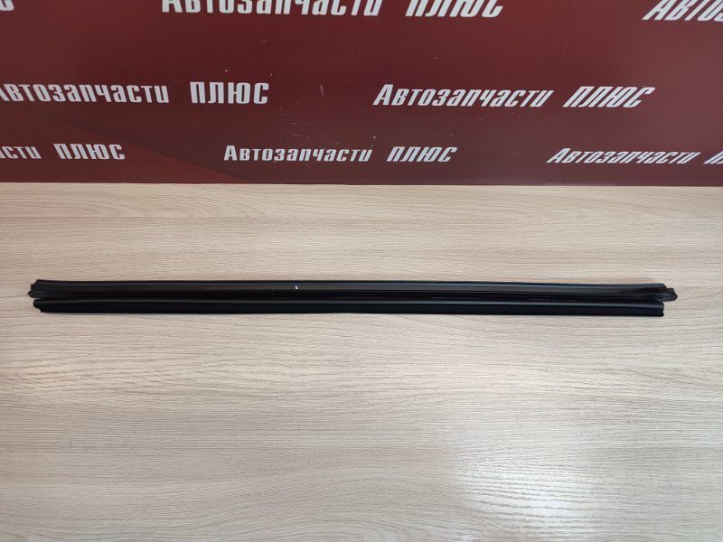 Уплотнитель стекла двери внутренний