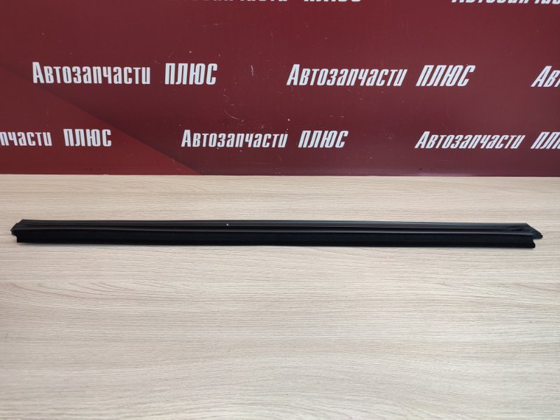 Уплотнитель стекла двери внутренний