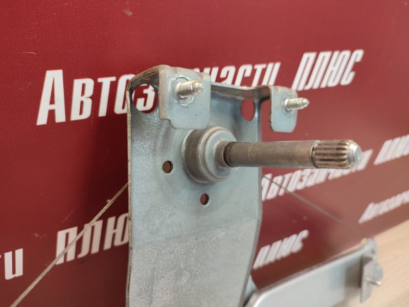 Стеклоподъемник    двери