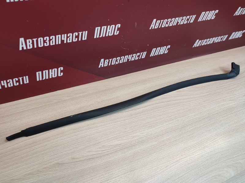 Уплотнитель двери