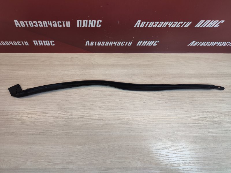 Уплотнитель двери