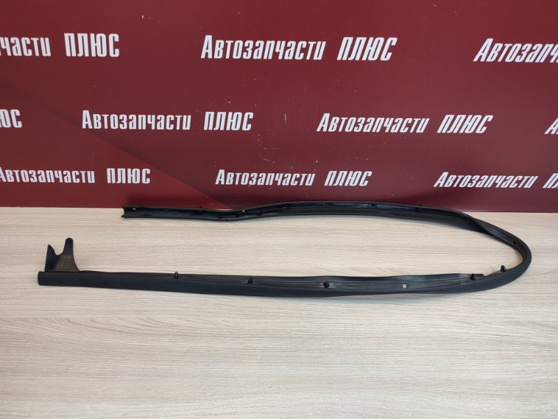 Уплотнитель двери