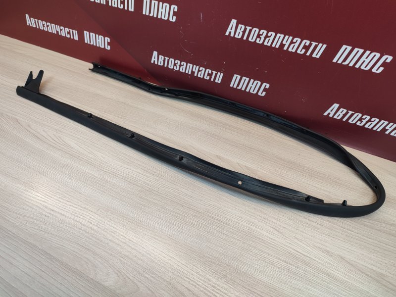 Уплотнитель двери