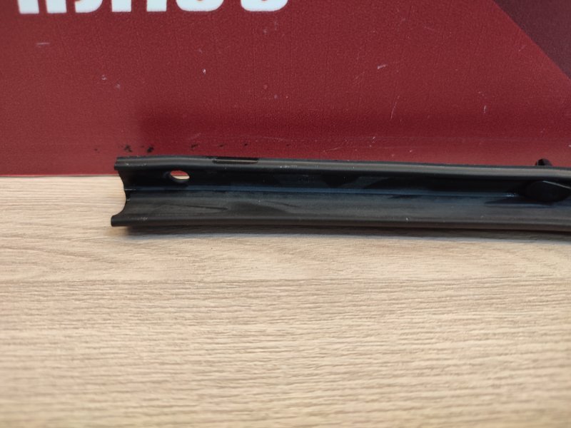 Уплотнитель двери