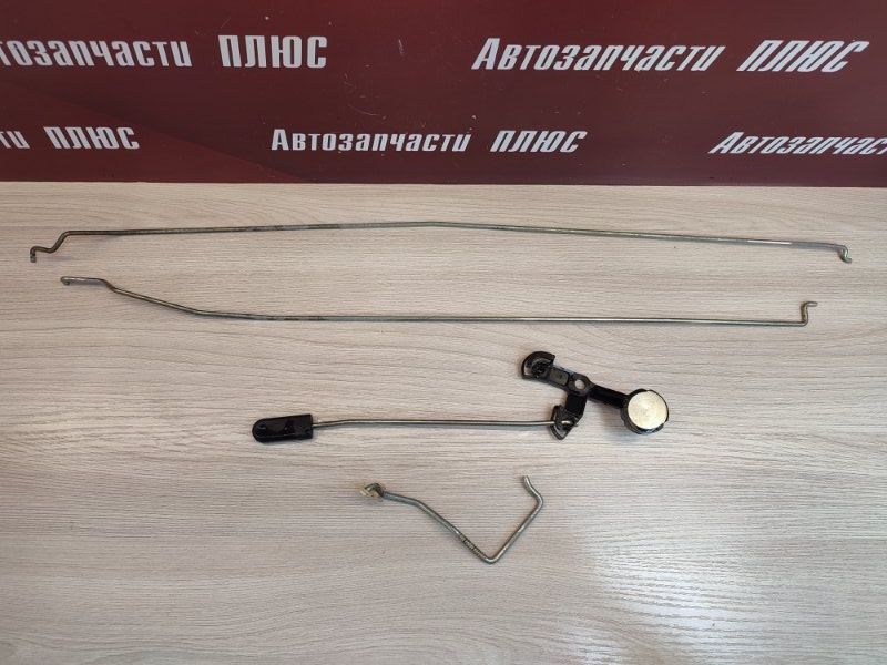 Тяга замка двери