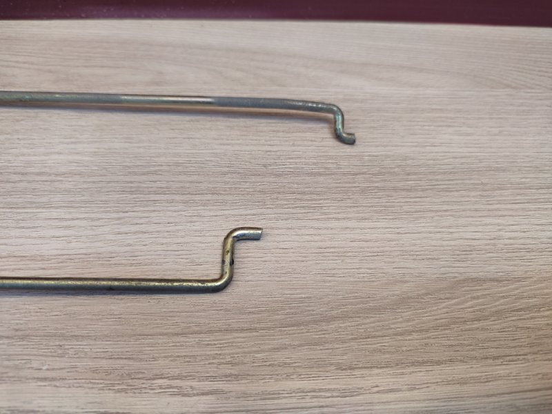 Тяга замка двери