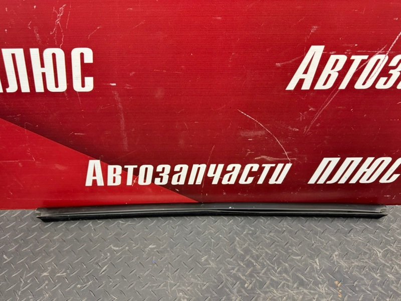 Уплотнитель стекла двери внутренний