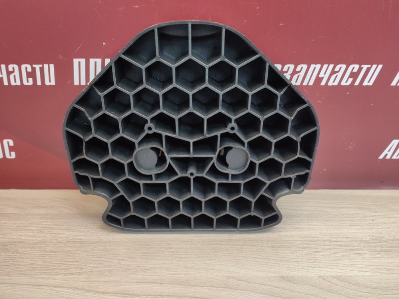 Кронштейн стеклоподъемника