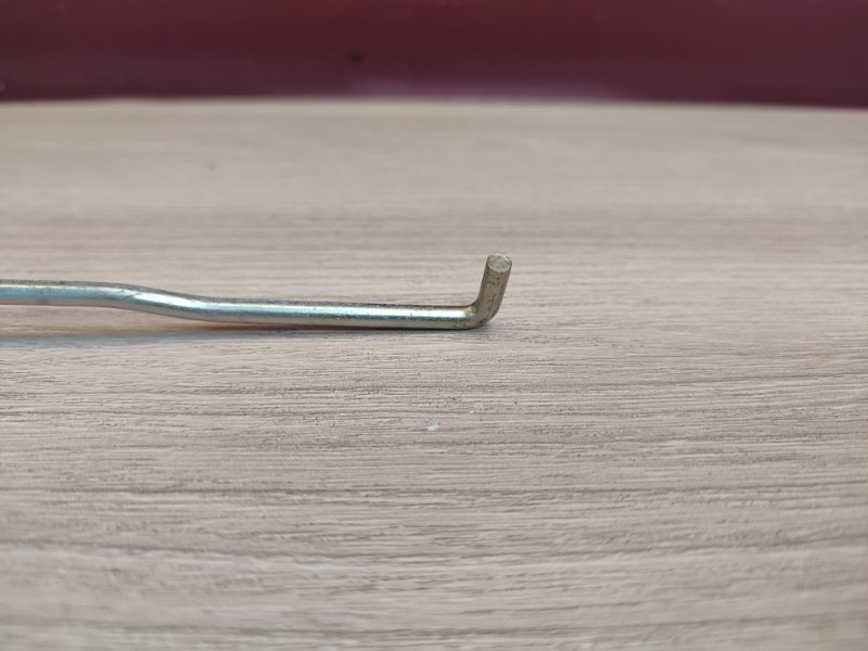 Тяга замка двери