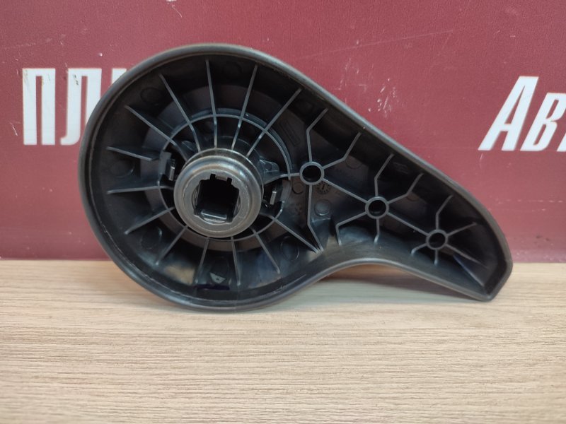 Ручка регулировки спинки сиденья