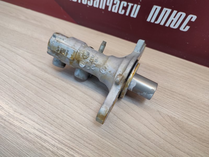 Главный тормозной цилиндр