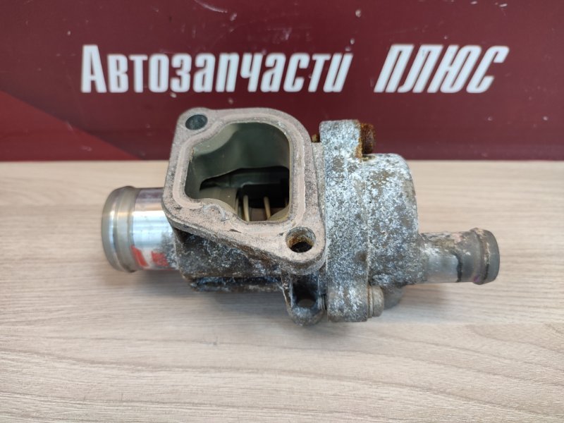 Термостат с корпусом