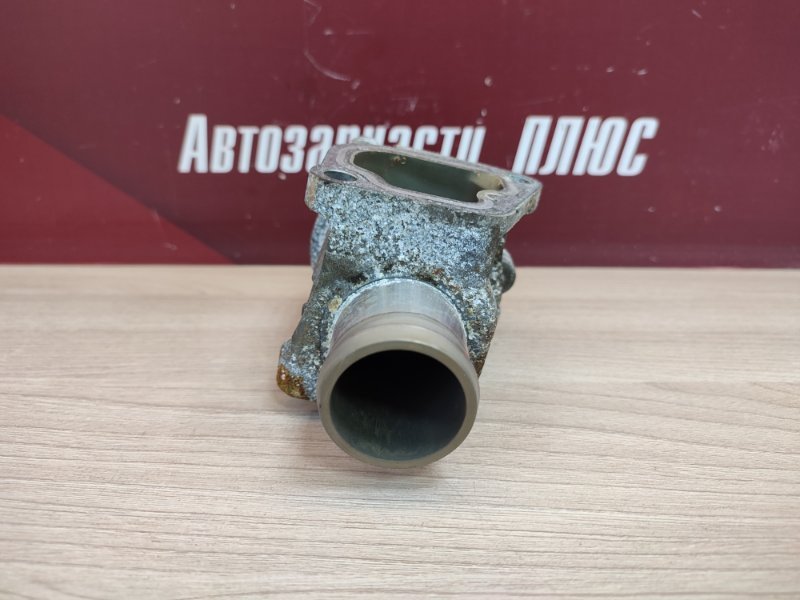 Термостат с корпусом