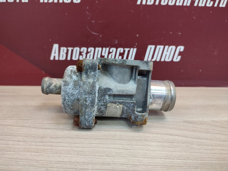 Термостат с корпусом