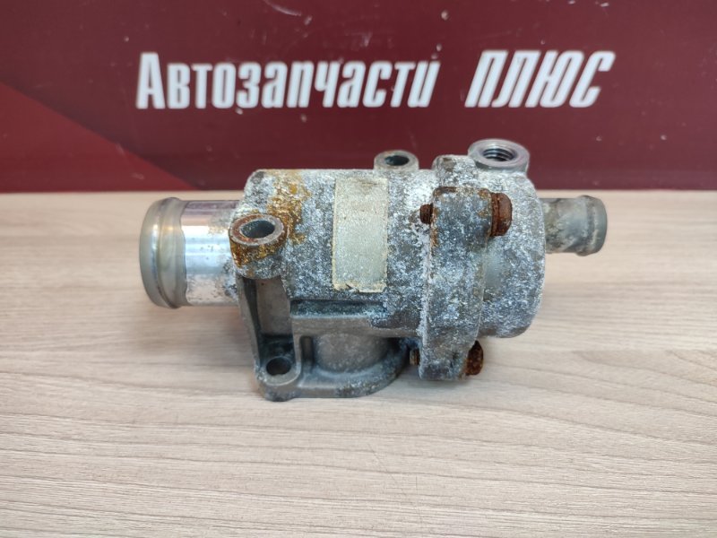 Термостат с корпусом