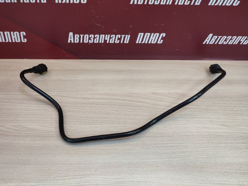 Трубка топливная