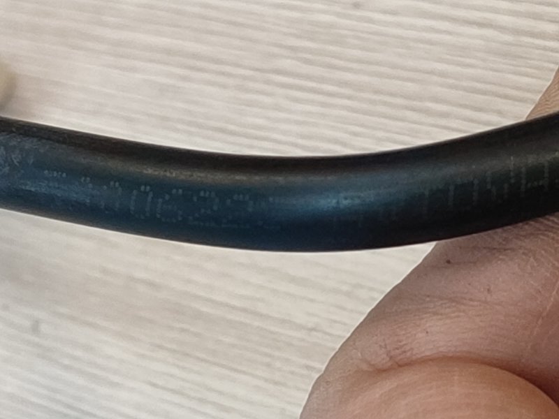 Трубка топливная