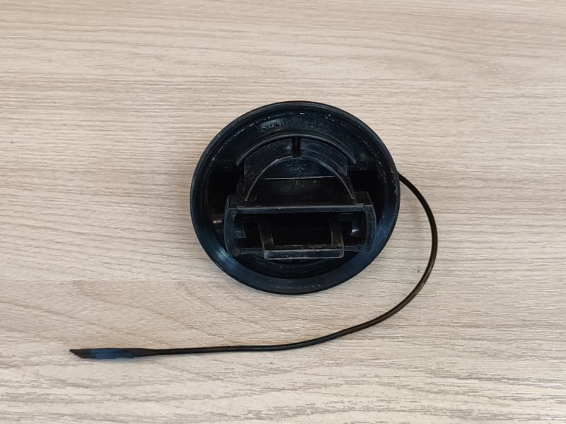 Крышка топливного бака