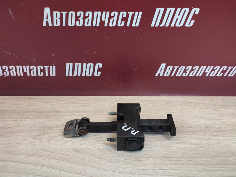 Ограничитель двери
