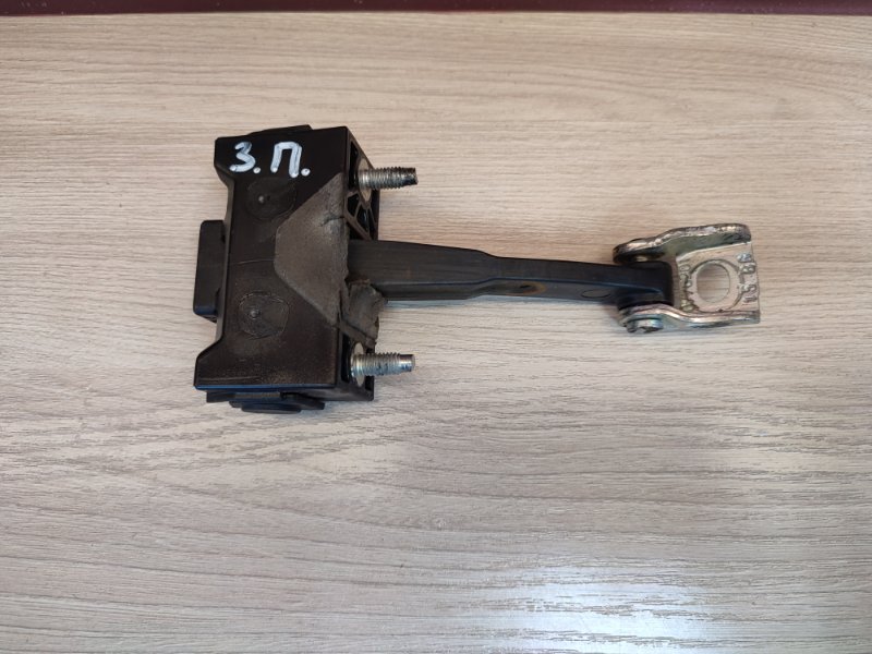 Ограничитель двери