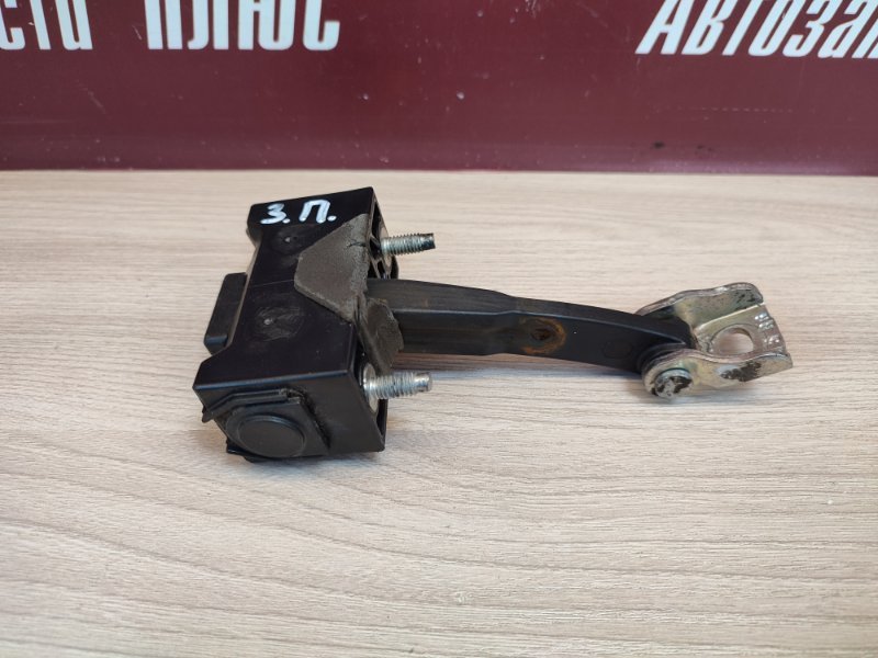 Ограничитель двери