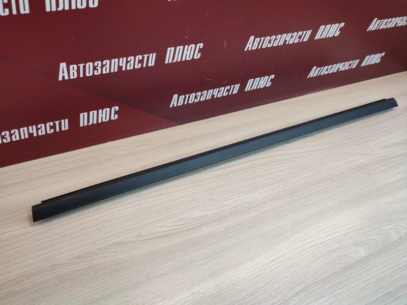 Уплотнитель стекла двери внутренний